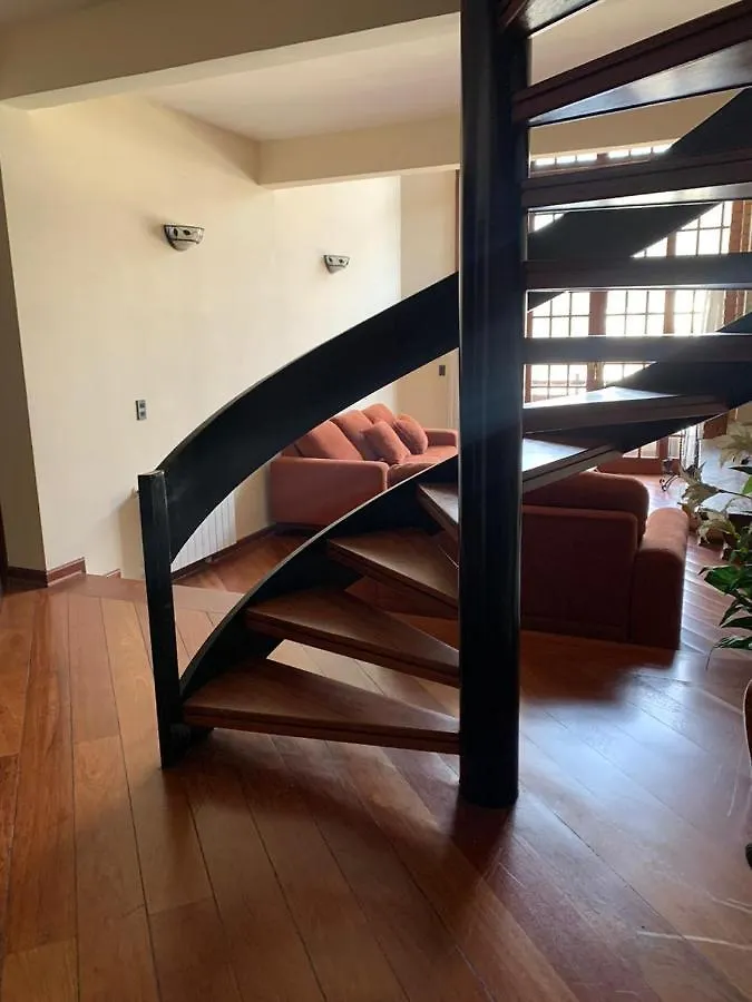 Apartamento Duplex Centro Capivari Campos do Jordao